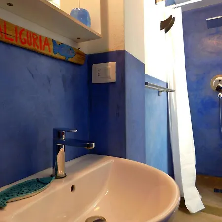 Surf House *